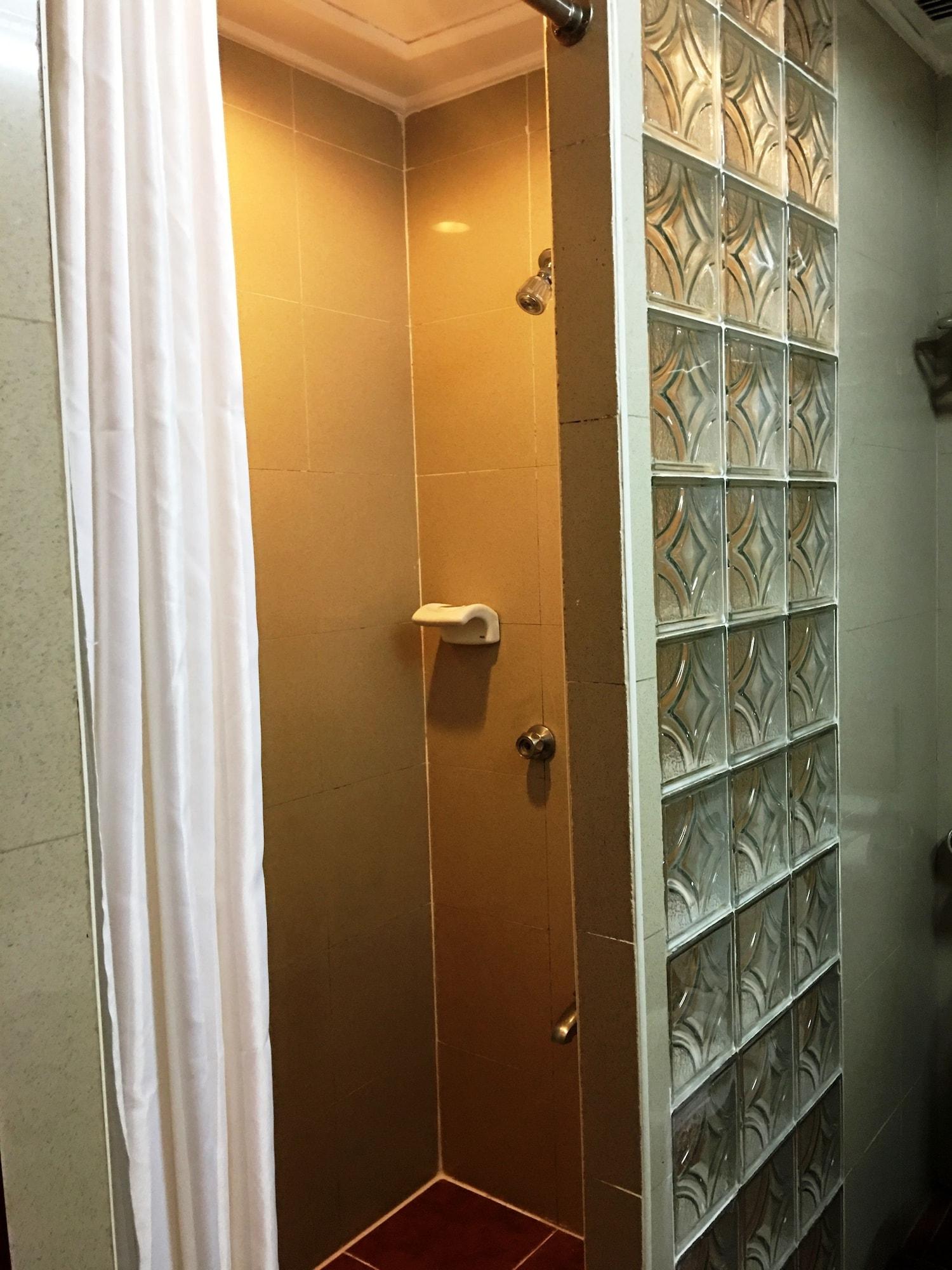 Bayview Park Hotel Manila Dış mekan fotoğraf