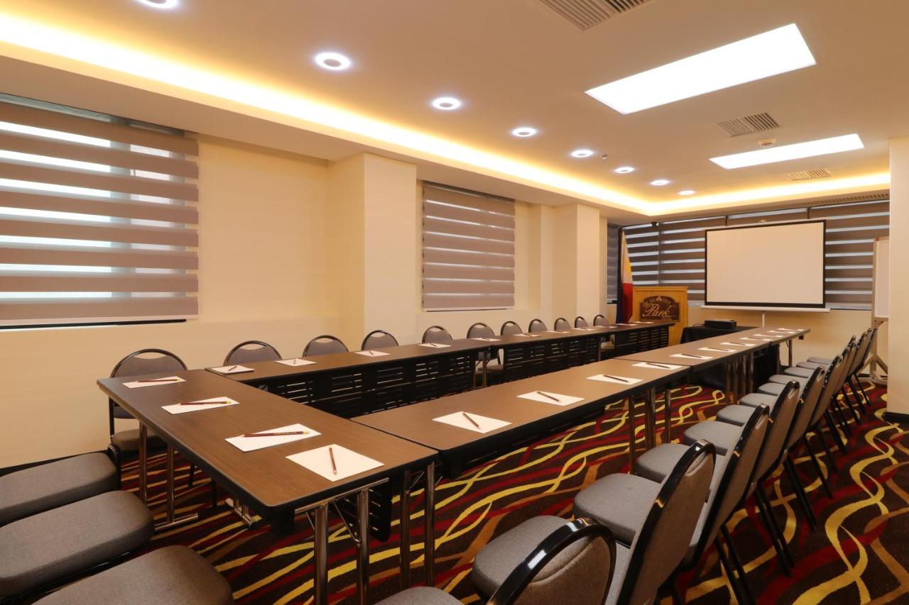 Bayview Park Hotel Manila Dış mekan fotoğraf