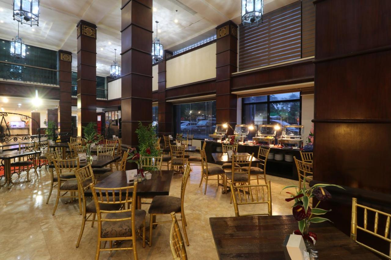 Bayview Park Hotel Manila Dış mekan fotoğraf